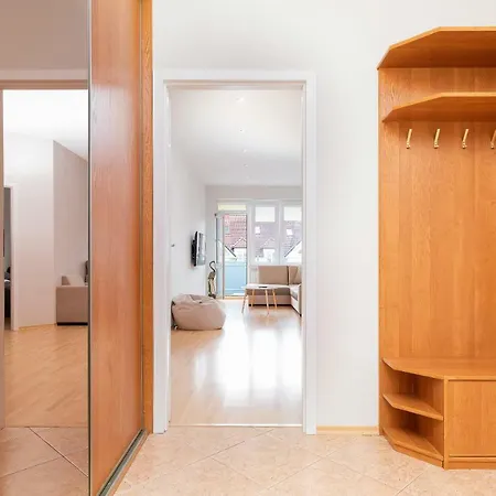 Park Side 2 Arciszewskiego By Jantar