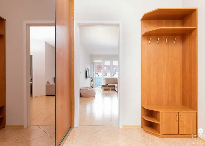 Park Side 2 Arciszewskiego By Jantar